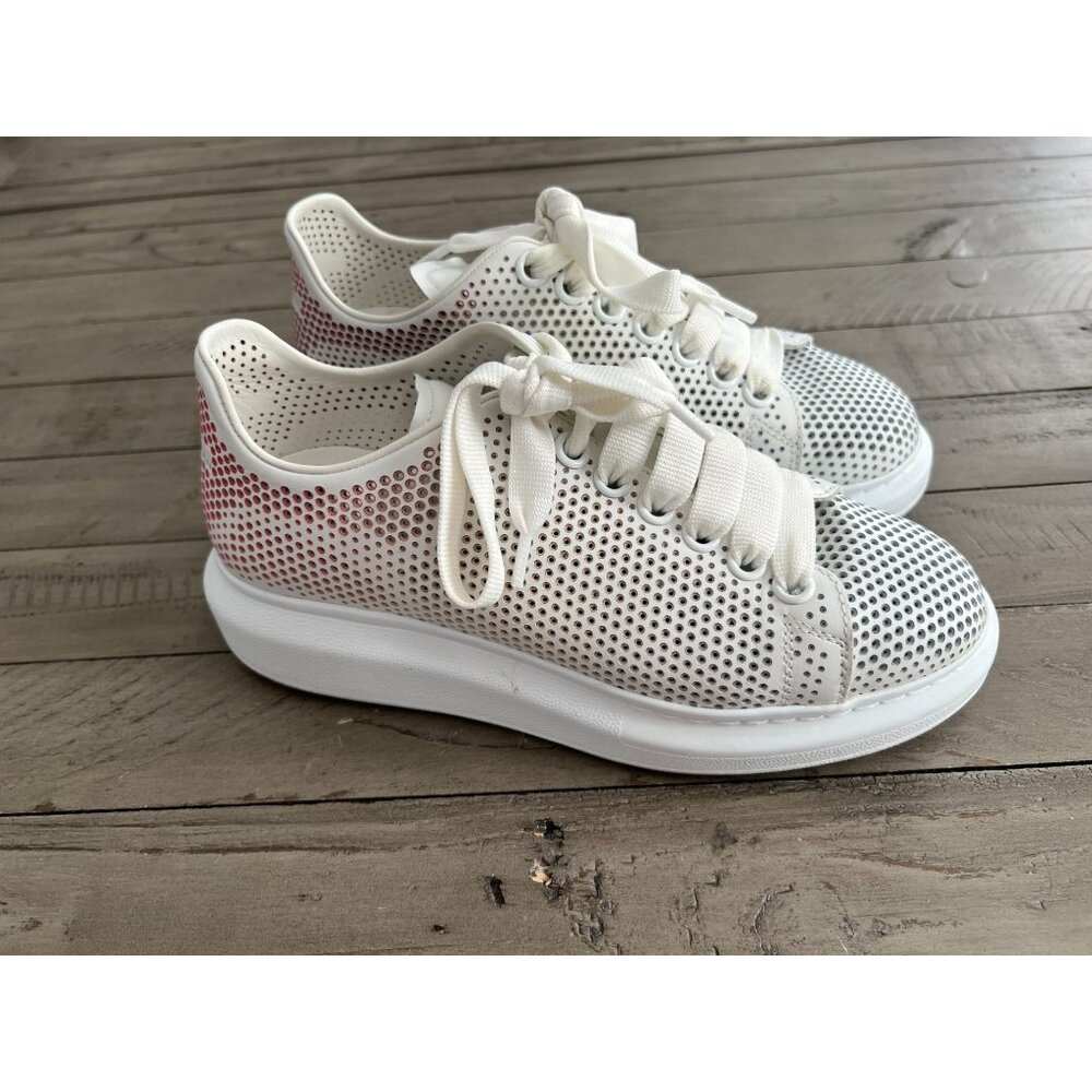 Alexander McQueen Oversized Perforated Leather Sneakers White Pink Size 37 7 - Picture 2 of 11